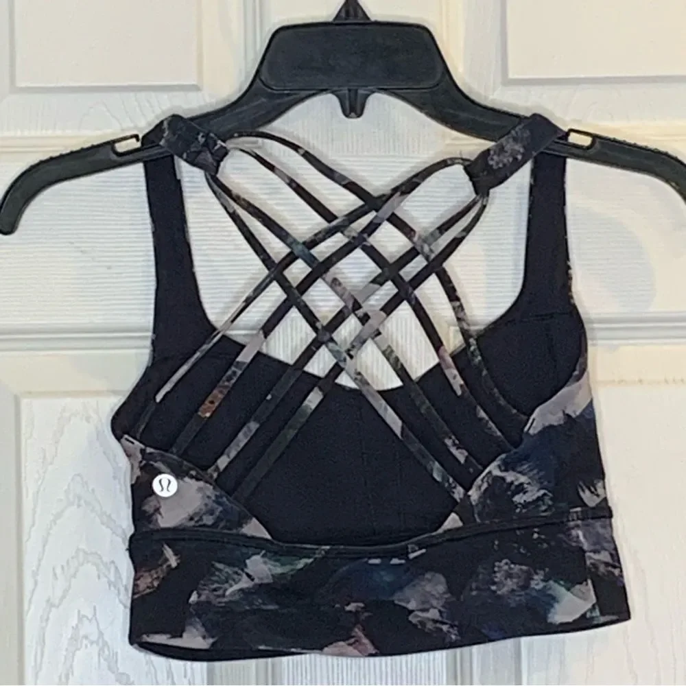 Lululemon Free to Be Bra *Wild Long Line Size 4
